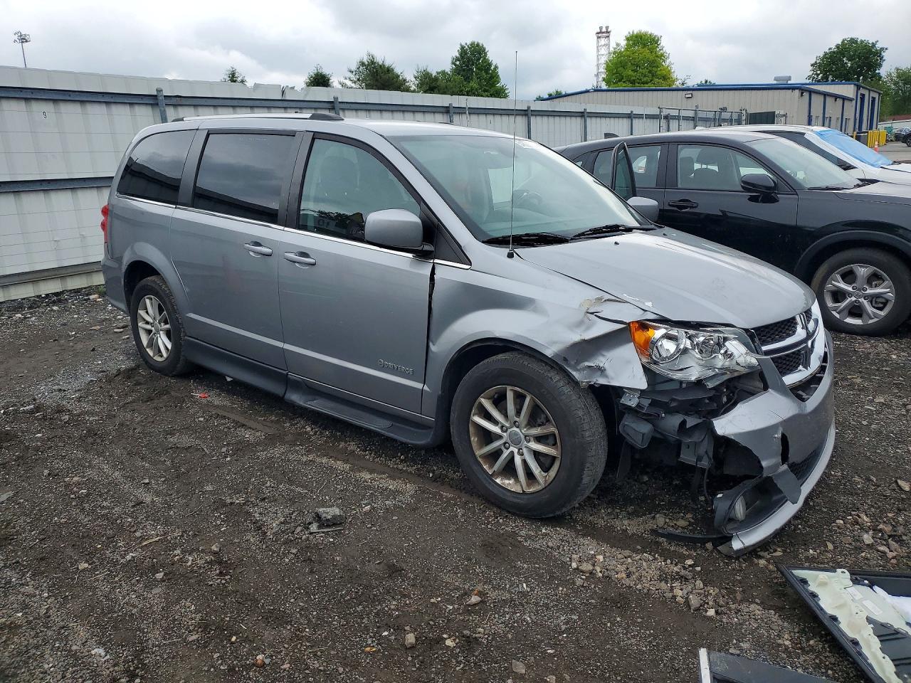 2019 Dodge Grand Caravan Sxt - Фото 4