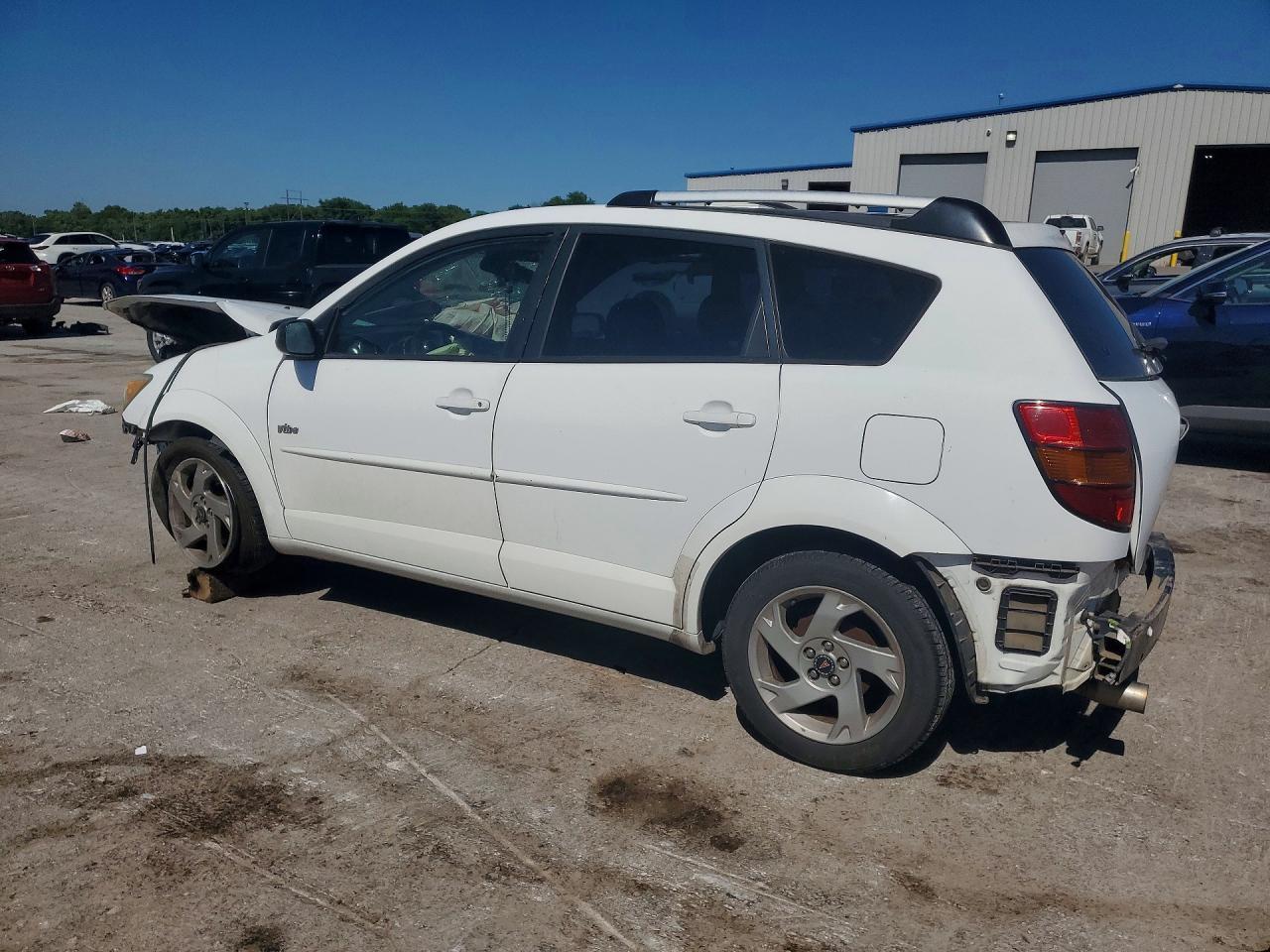 2004 Pontiac Vibe - Фото 2