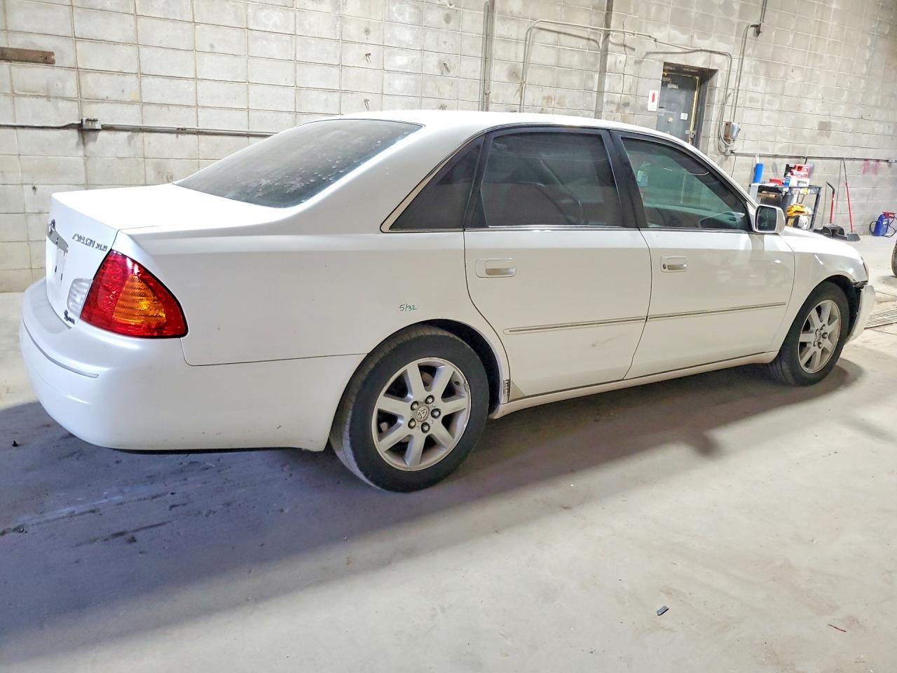 2002 Toyota Avalon Xls - Фото 3