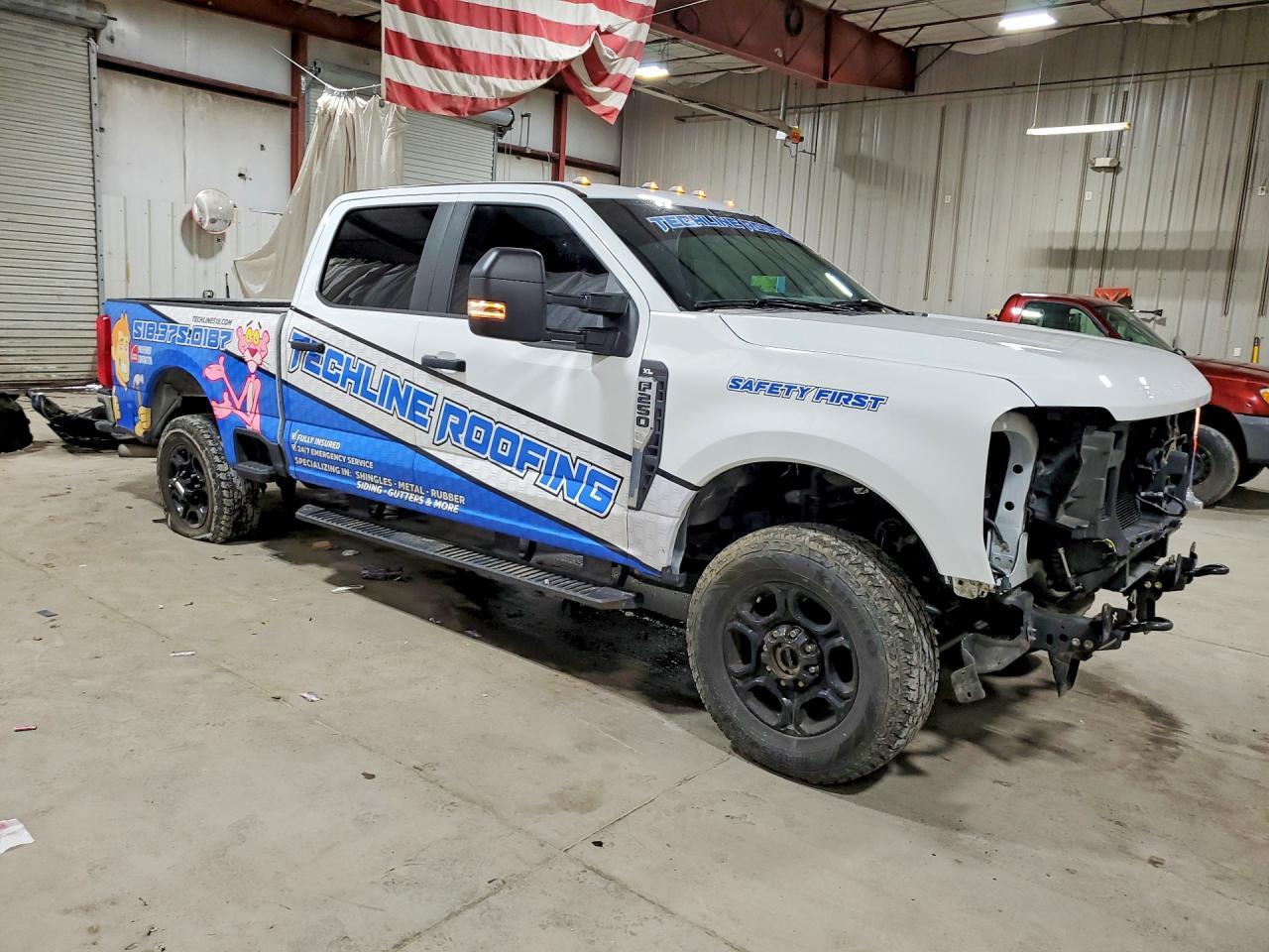 2023 Ford F250 - Фото 4