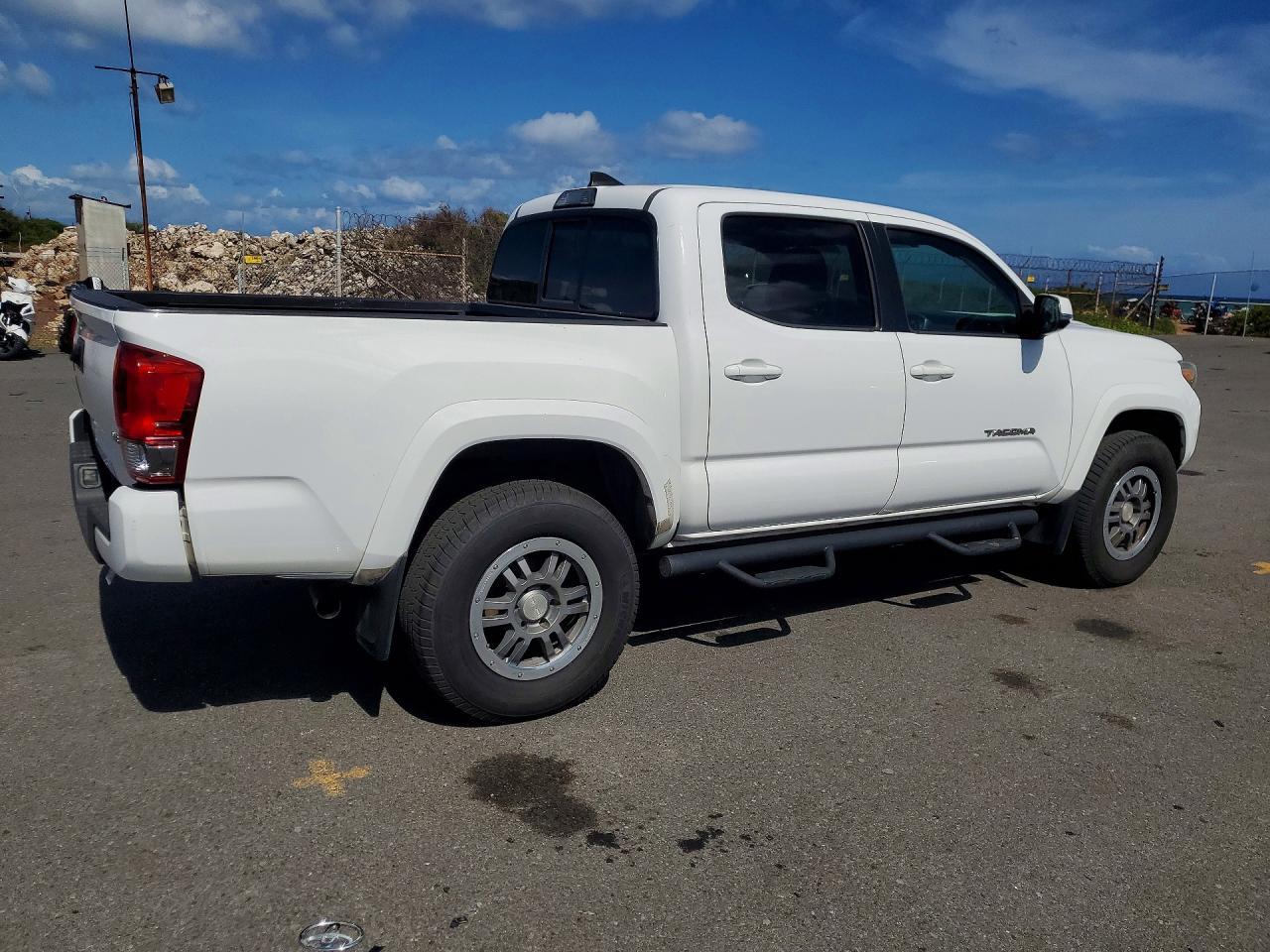 2016 Toyota Tacoma Sr5 V6 - Фото 3