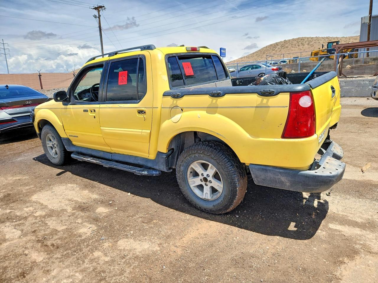 2002 Ford Explorer Sport Trac - Фото 2