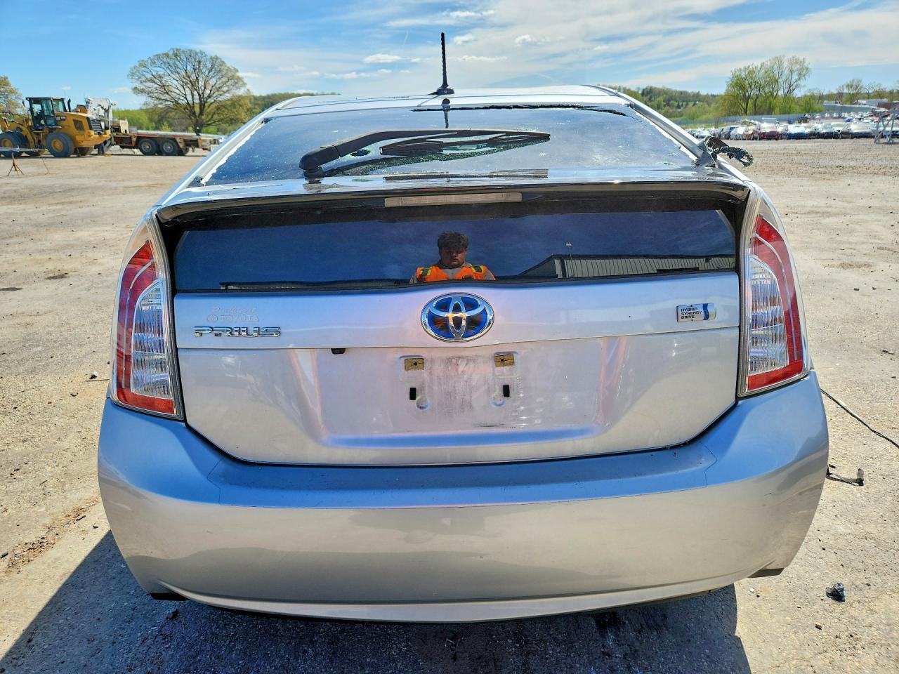2014 Toyota Prius Three - Фото 6