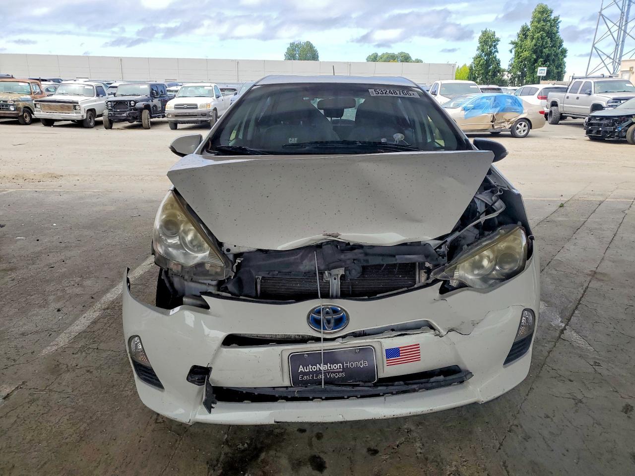 2012 Toyota Prius C Three - Image 5