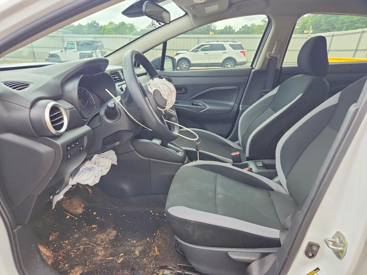 2025 Nissan Versa S - Фото 7