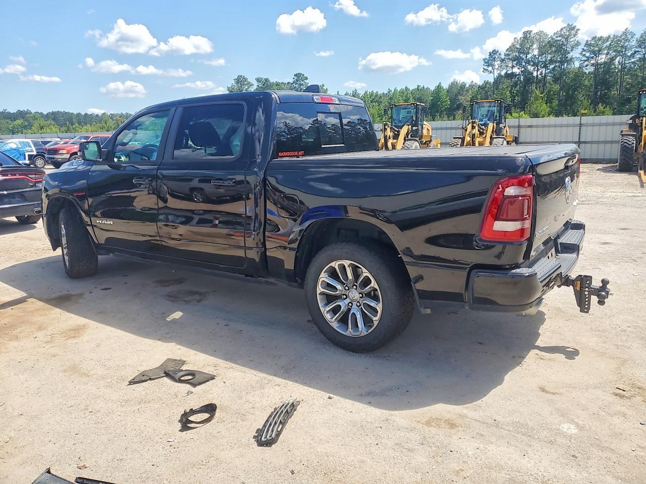 2024 Ram 1500 Laramie - Фото 2