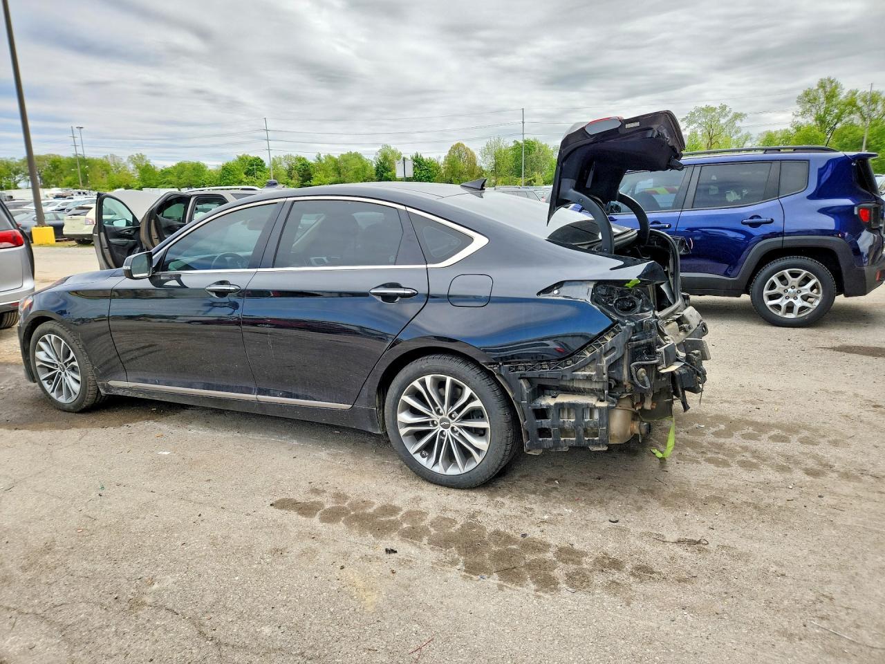 2017 Genesis G80 3.8 - Image 2