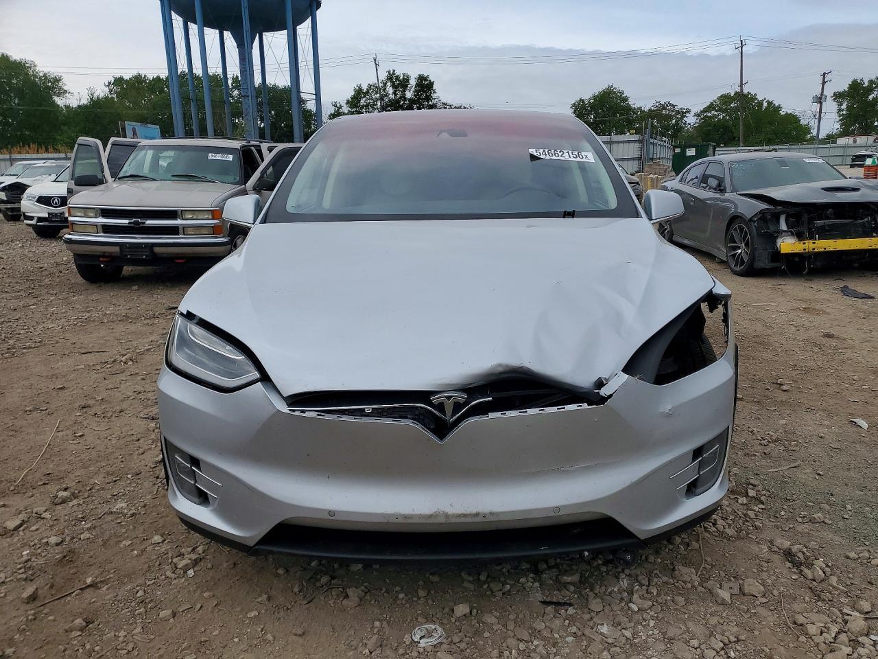 2016 Tesla Model X - Фото 5
