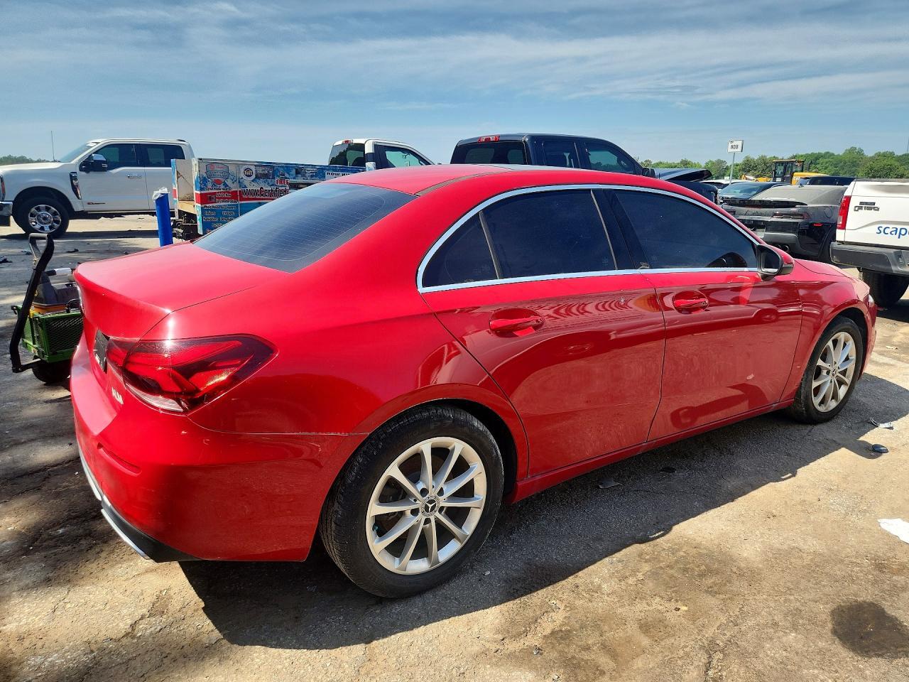 2020 Mercedes-Benz A 220 - Фото 3
