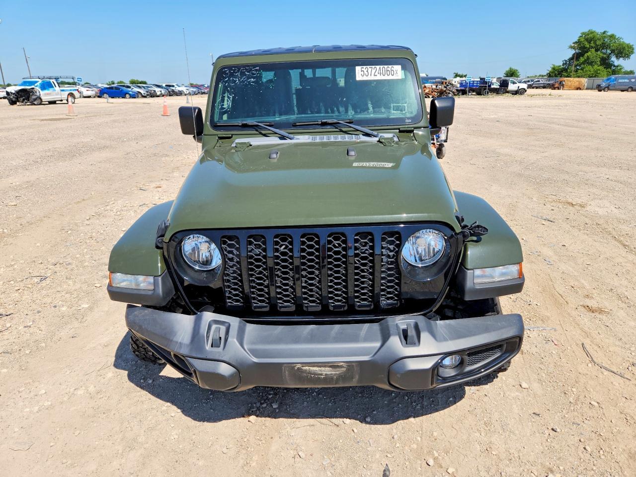 2023 Jeep Gladiator Sport - Image 5