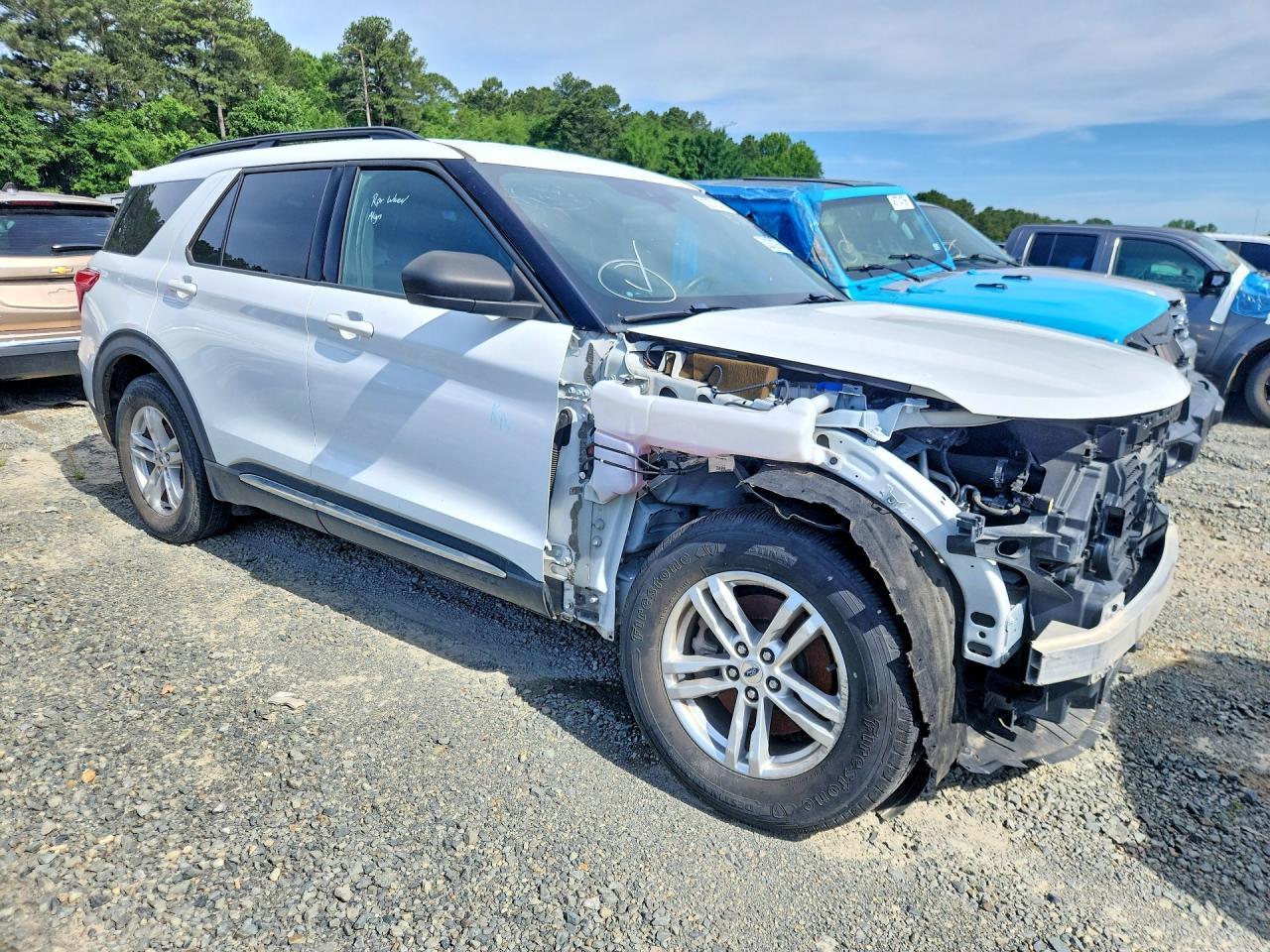2020 Ford Explorer Xlt - Image 4