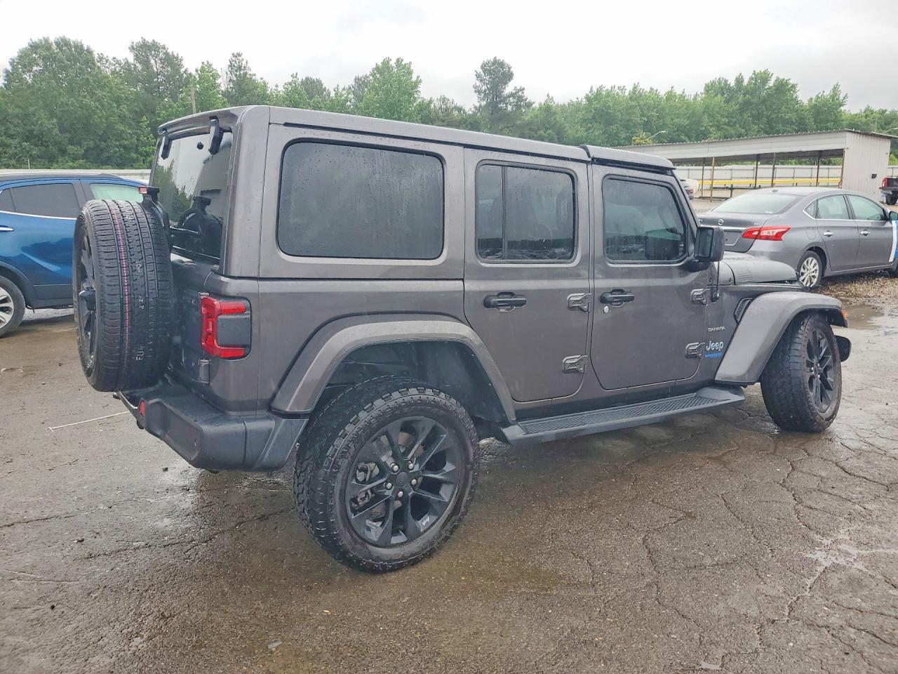 2021 Jeep Wrangler Unlimited Sahara 4Xe - Фото 3
