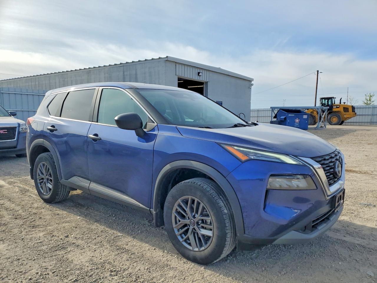 2023 Nissan Rogue S - Image 4