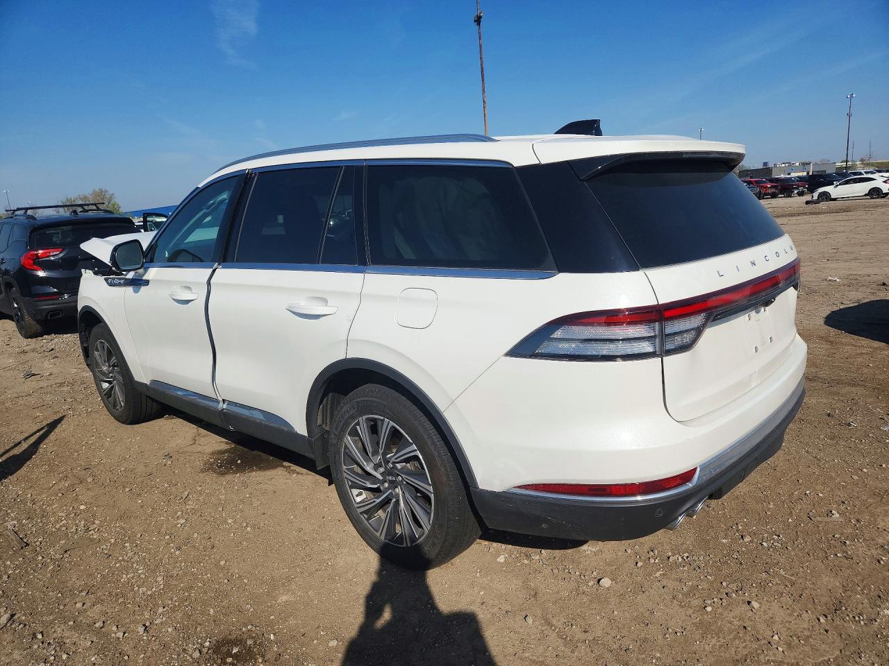2025 Lincoln Aviator - Фото 2
