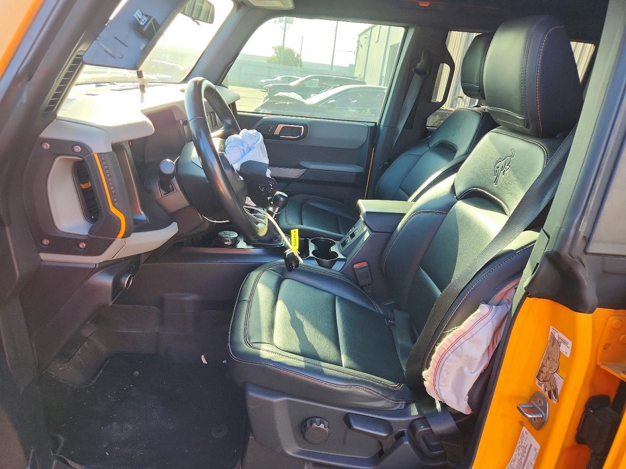 2022 Ford Bronco Base - Image 7