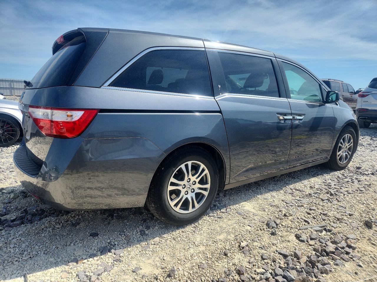 2013 Honda Odyssey Exl - Фото 3