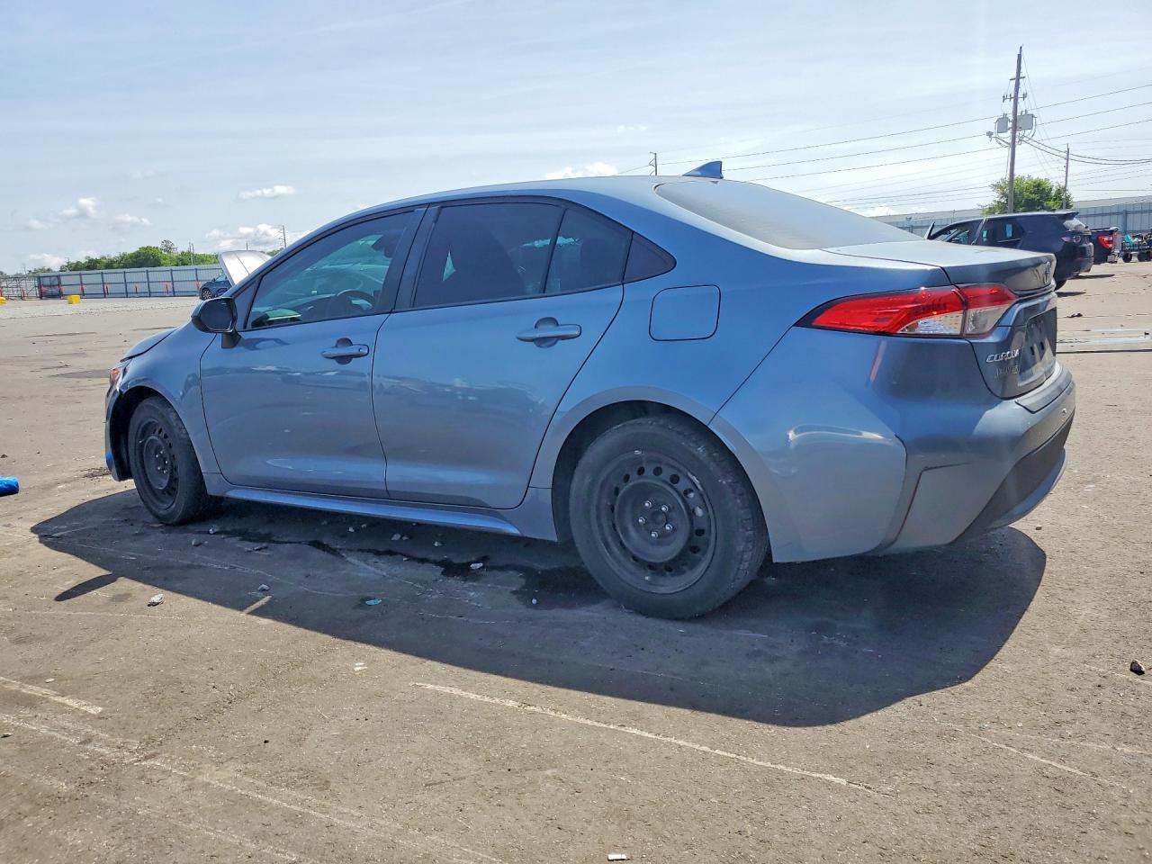 2021 Toyota Corolla Le - Фото 2