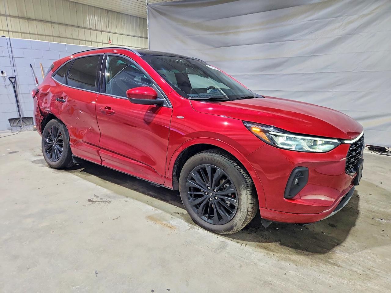 2025 Ford Escape St Line Elite - Image 4