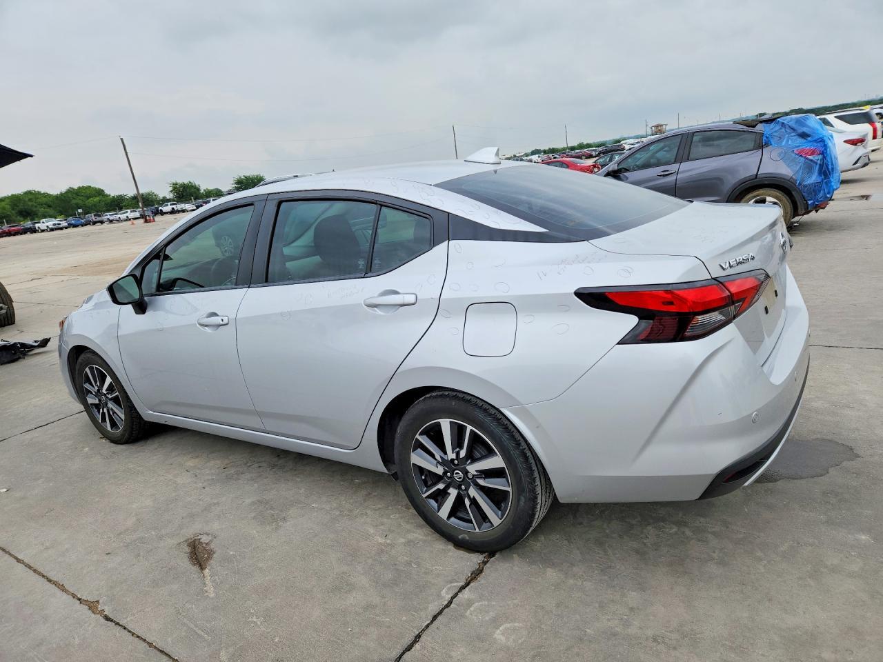 2020 Nissan Versa Sv - Фото 2