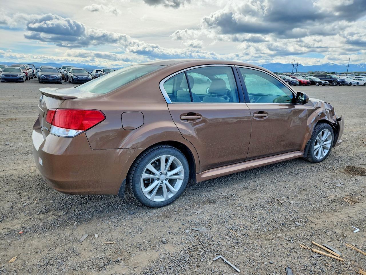 2013 Subaru Legacy 2.5I Premium - Image 3