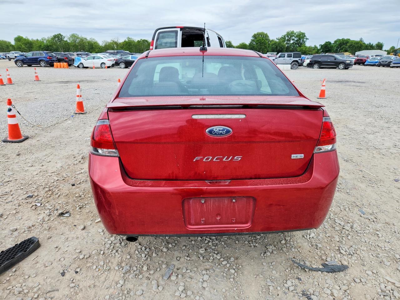 2011 Ford Focus Ses - Фото 6