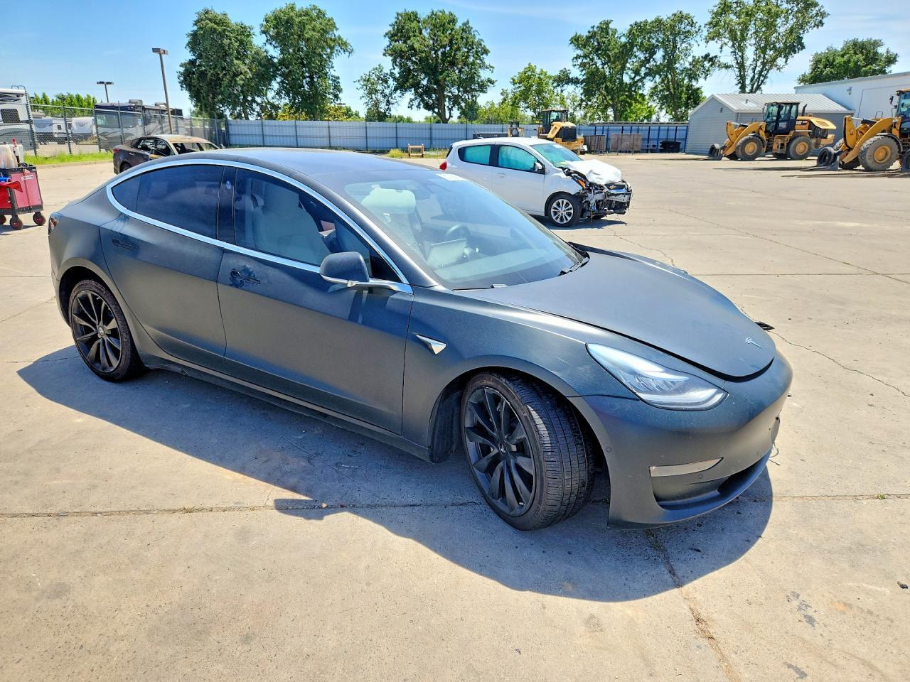 2019 Tesla Model 3 - Image 4