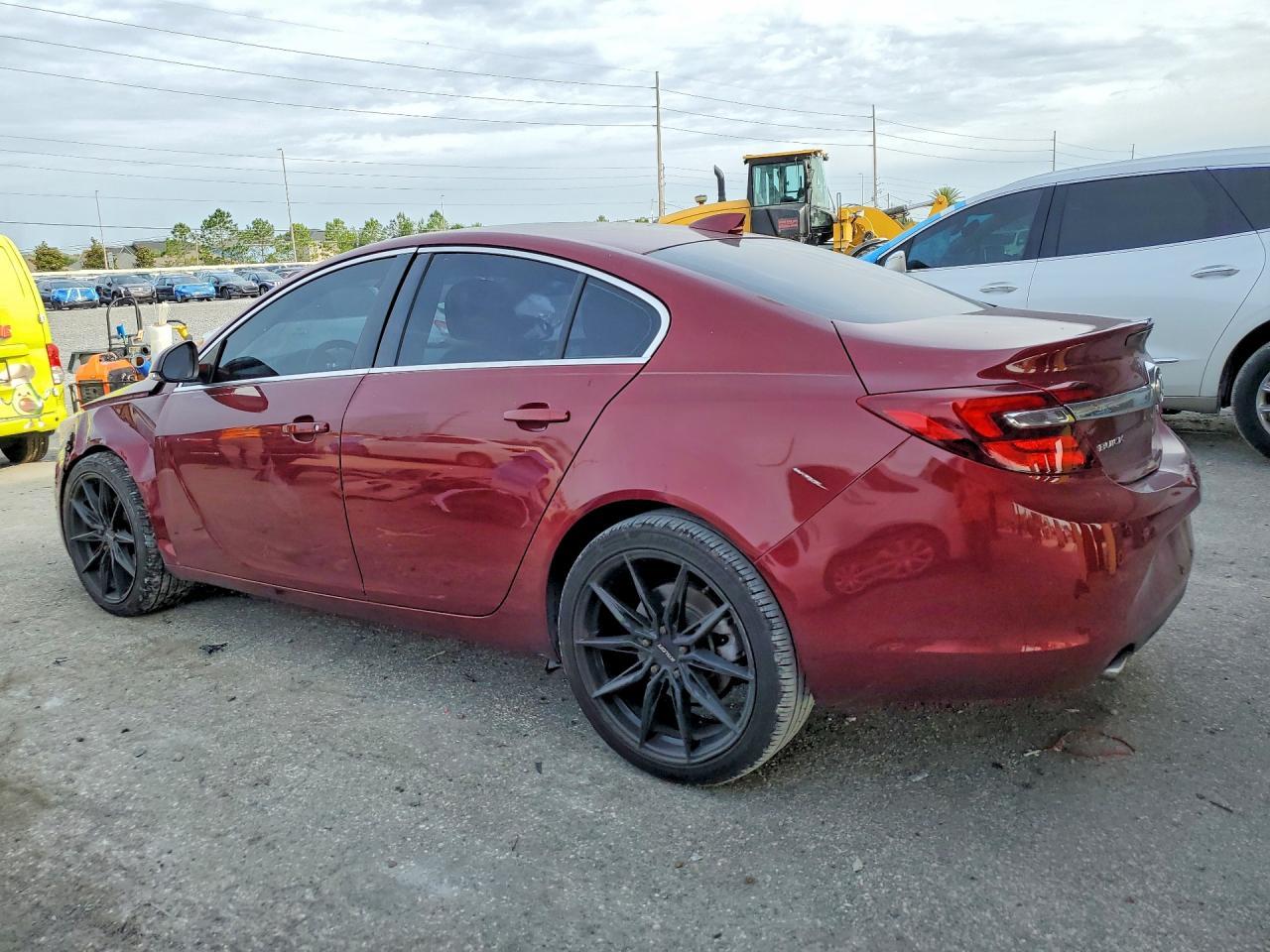 2017 Buick Regal Sport Touring - Фото 2