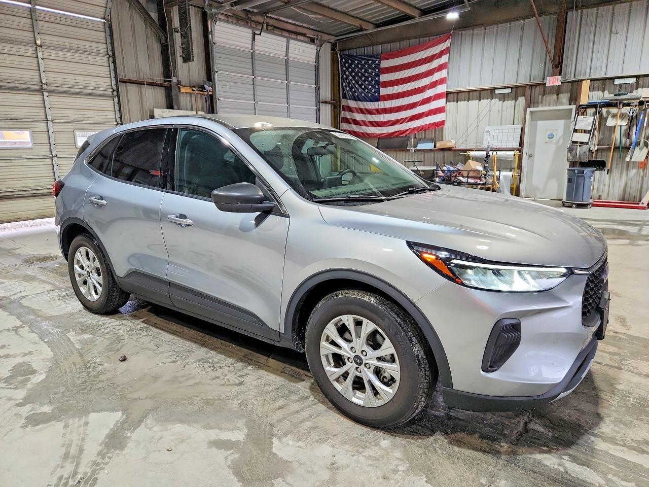 2023 Ford Escape Active - Фото 4