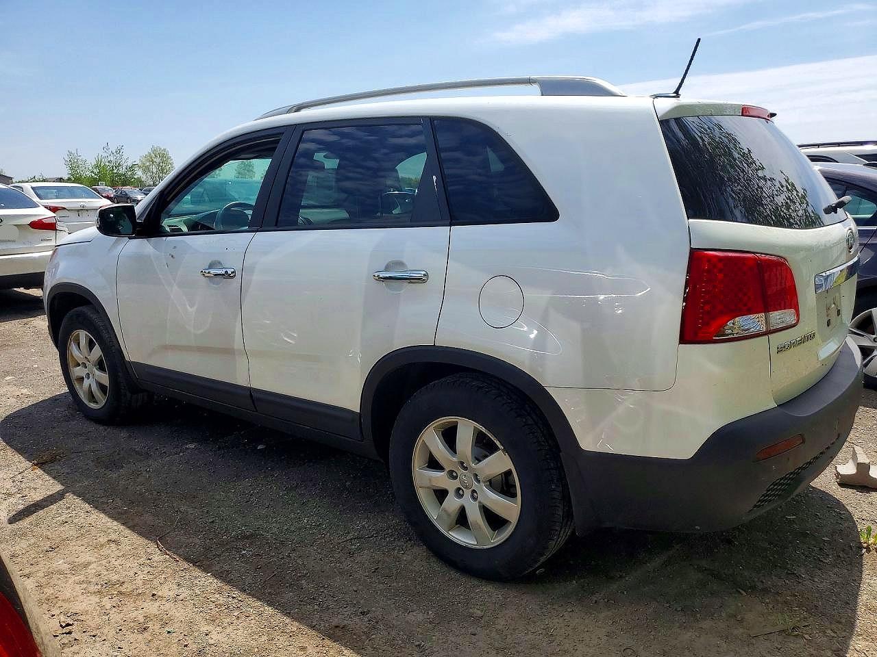 2013 Kia Sorento Lx - Фото 2