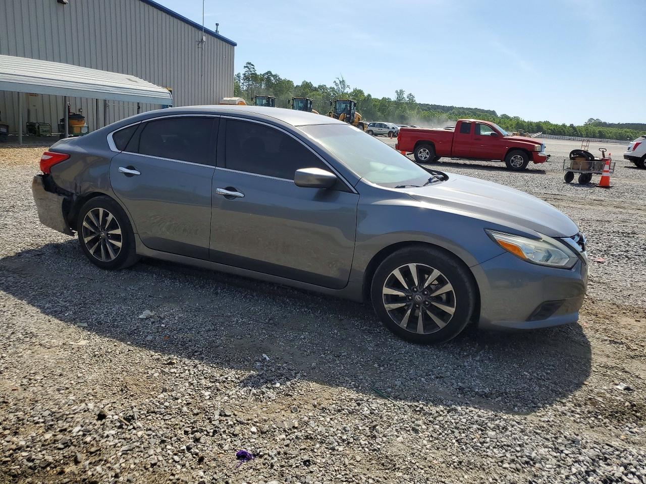 2017 Nissan Altima 2.5 Sv - Фото 4