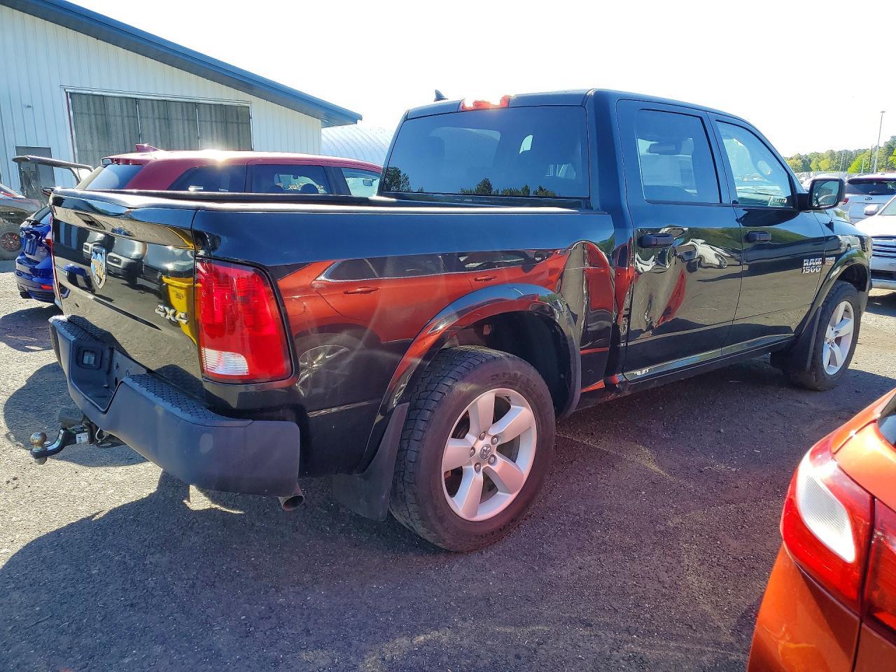 2015 Ram 1500 Slt - Image 3