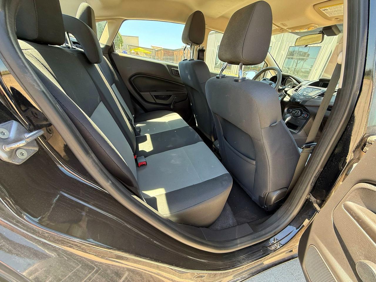 2019 Ford Fiesta S - Фото 6