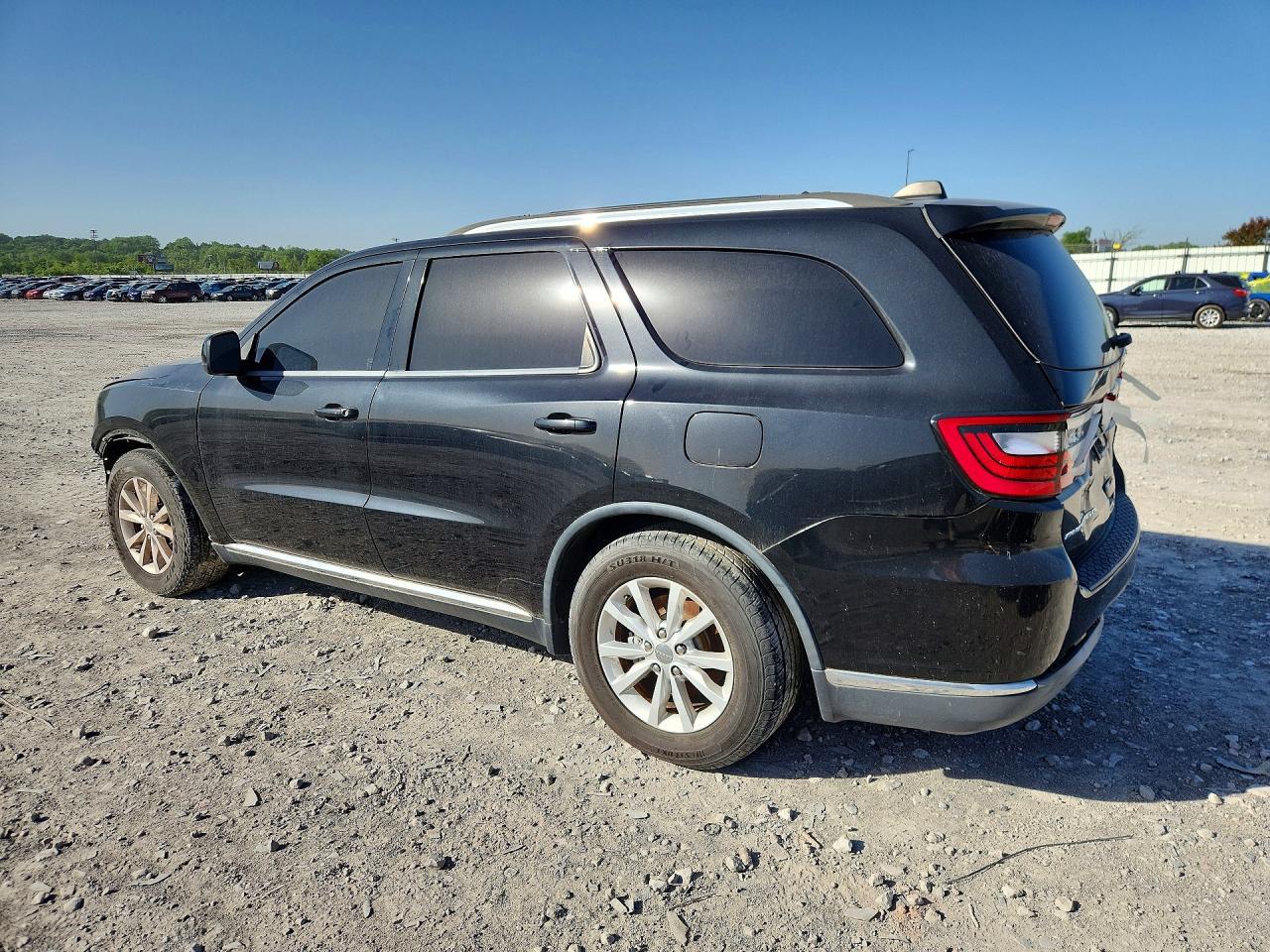 2015 Dodge Durango Sxt - Image 2