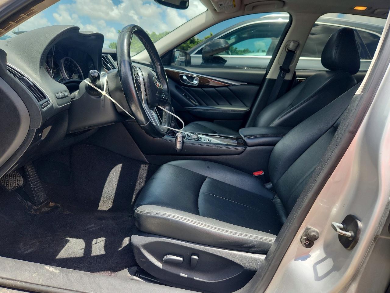 2018 Infiniti Q50 3.0T Luxe - Фото 7