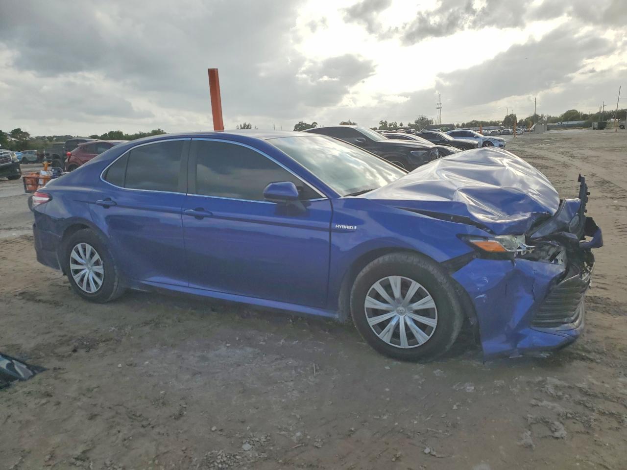 2018 Toyota Camry Le - Фото 4