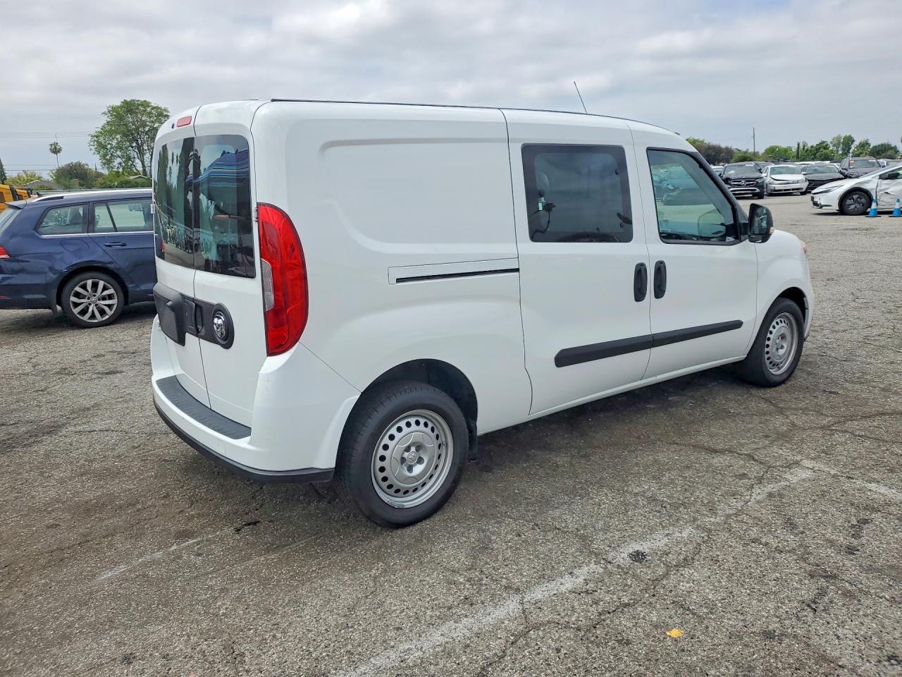 2022 Ram Promaster City Tradesman Delivery Van - Фото 3