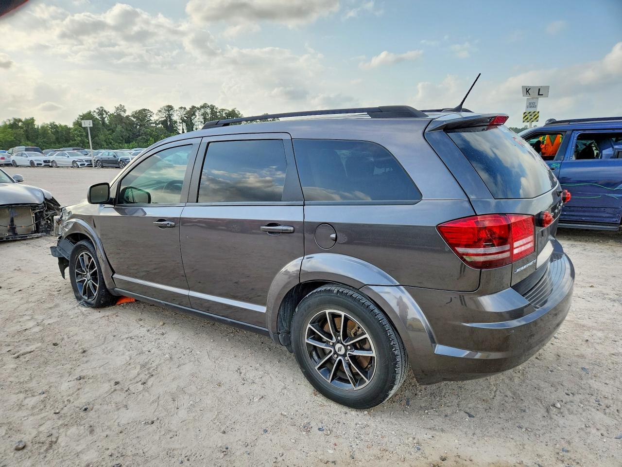 2018 Dodge Journey Se - Фото 2