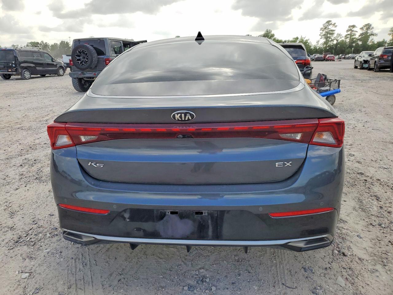 2021 Kia K5 Ex - Image 6