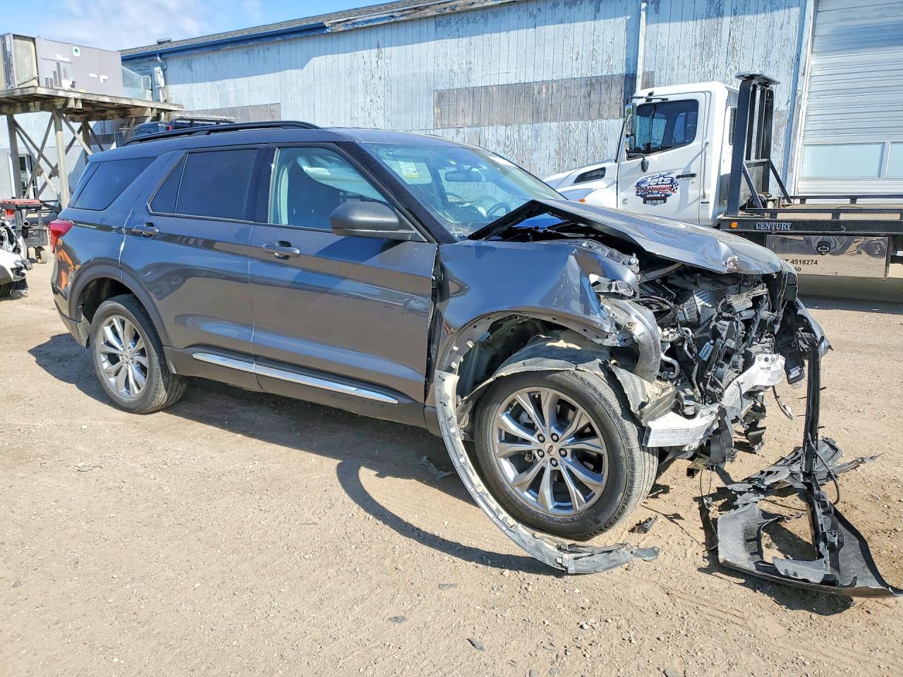 2023 Ford Explorer Xlt - Image 4