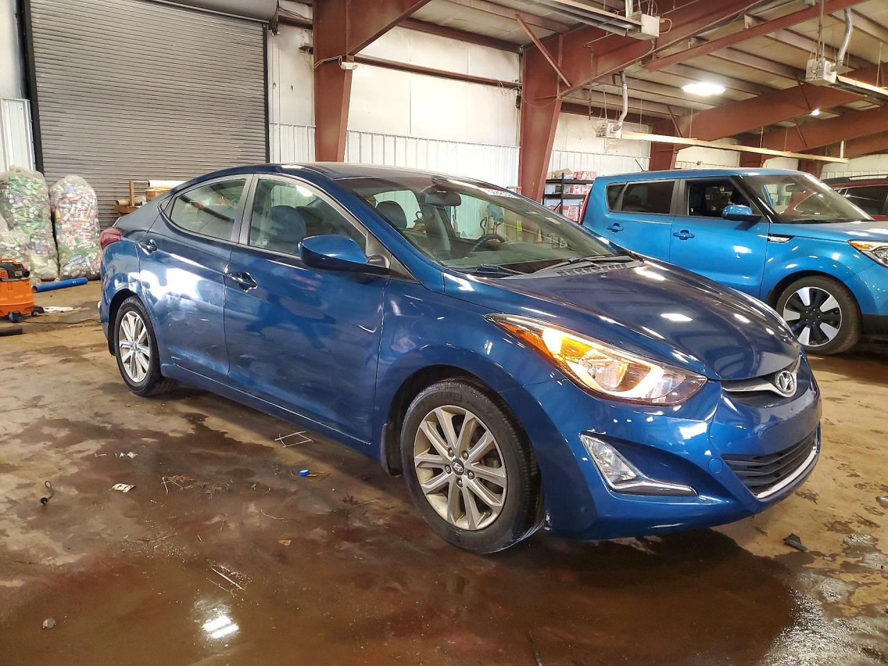 2016 Hyundai Elantra Se - Image 4