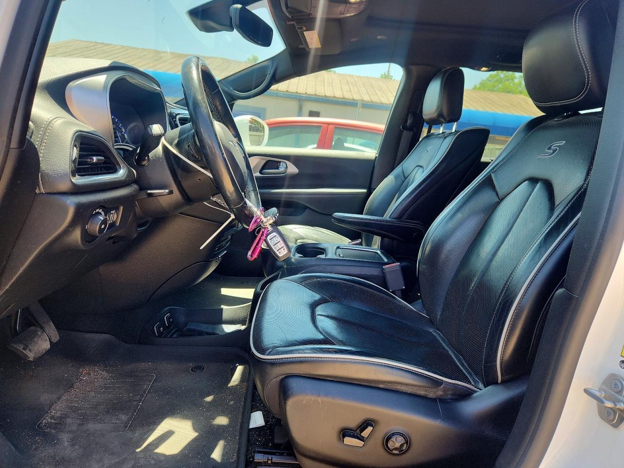 2019 Chrysler Pacifica Limited - Фото 7