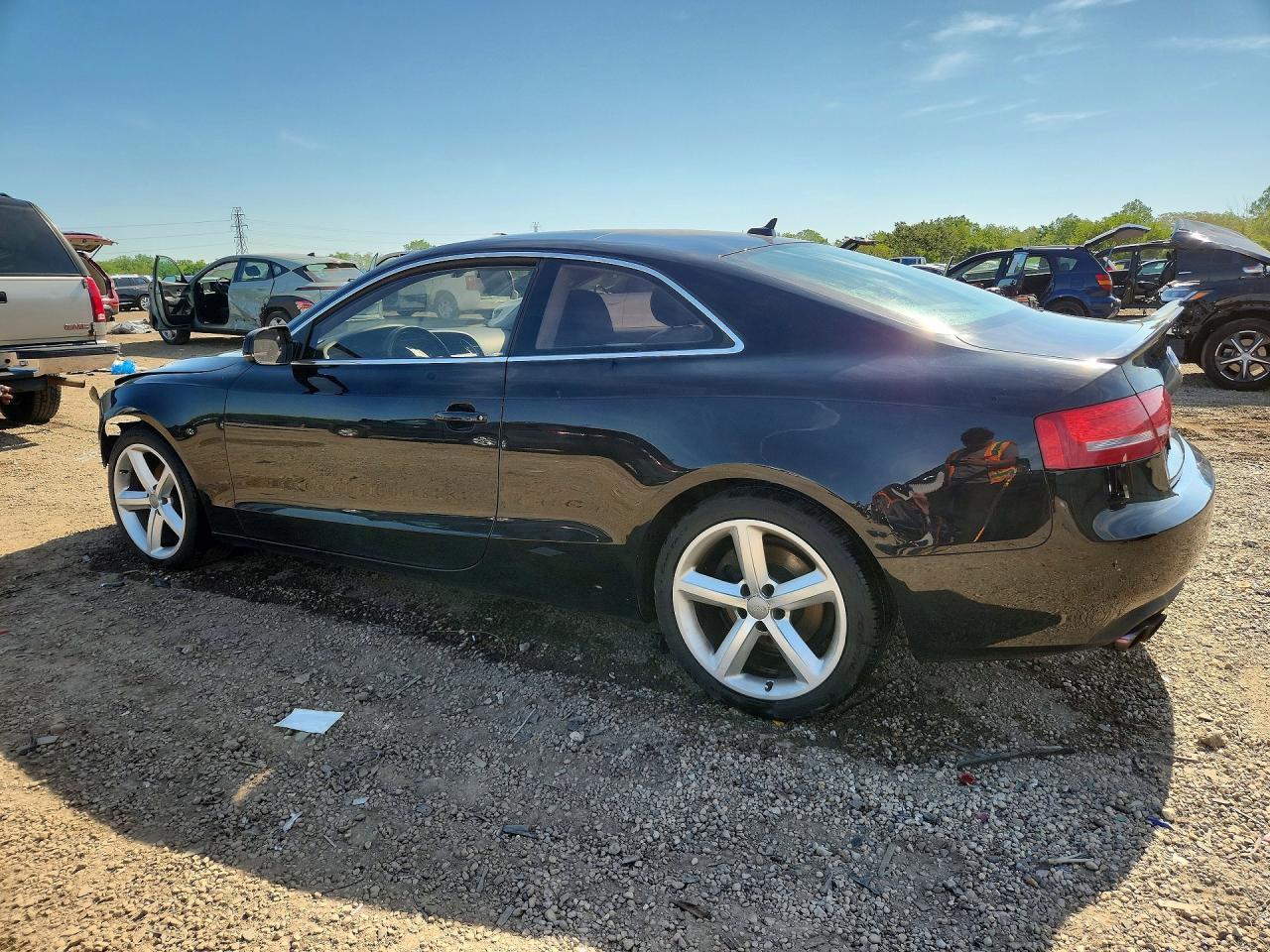 2010 Audi A5 Premium Plus - Image 2