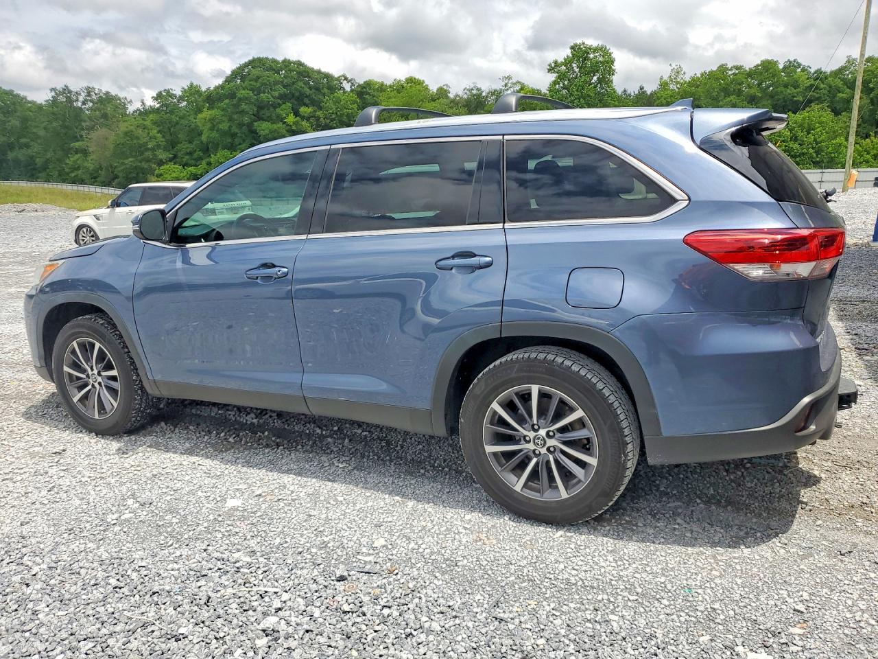 2019 Toyota Highlander Xle - Фото 2