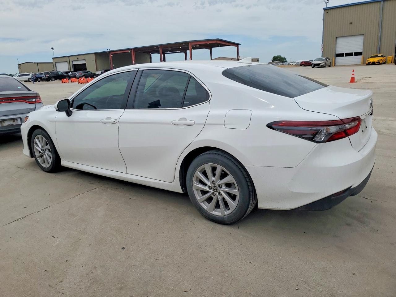 2023 Toyota Camry Le - Image 2