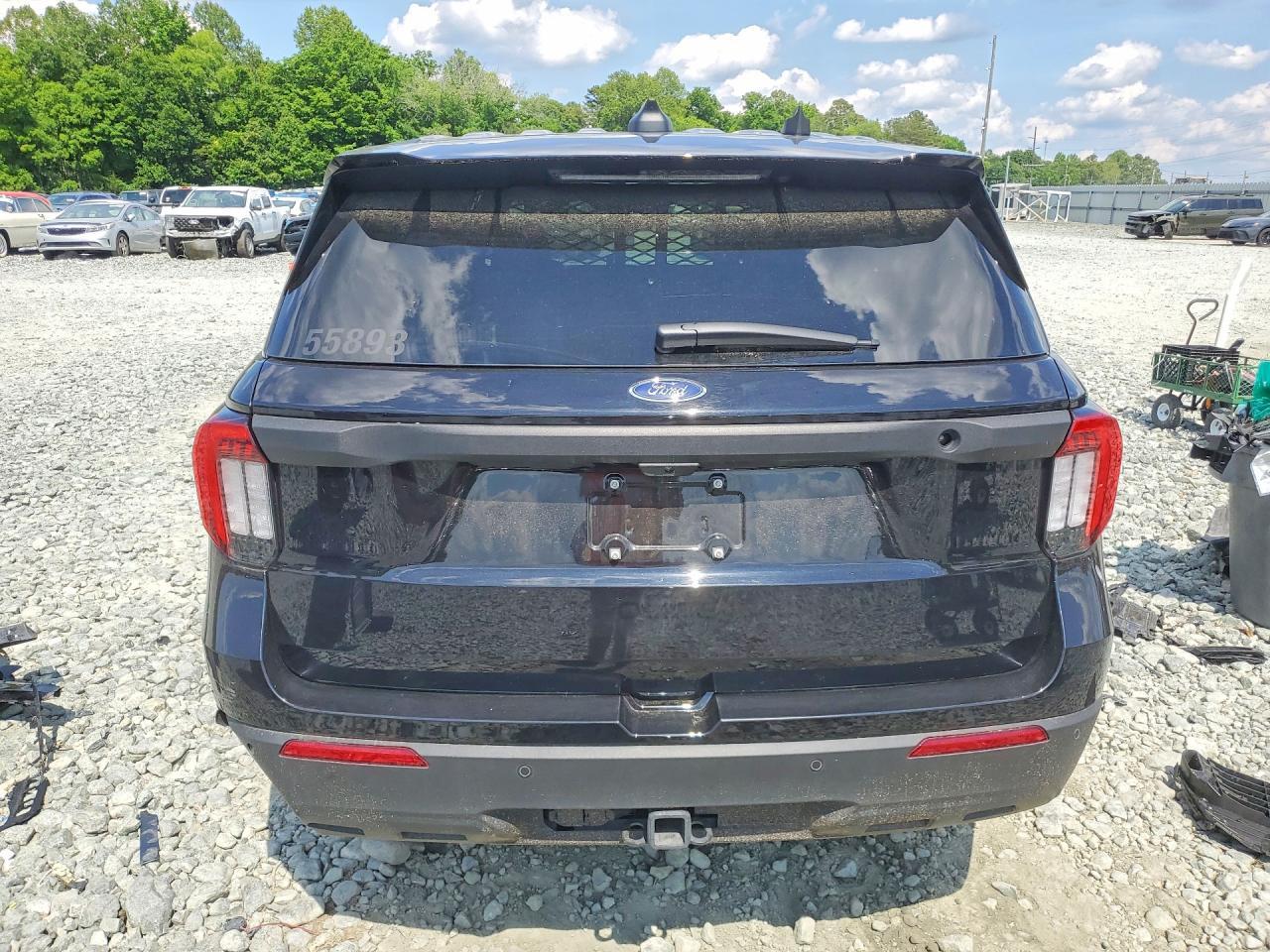 2025 Ford Explorer Police Interceptor - Image 6