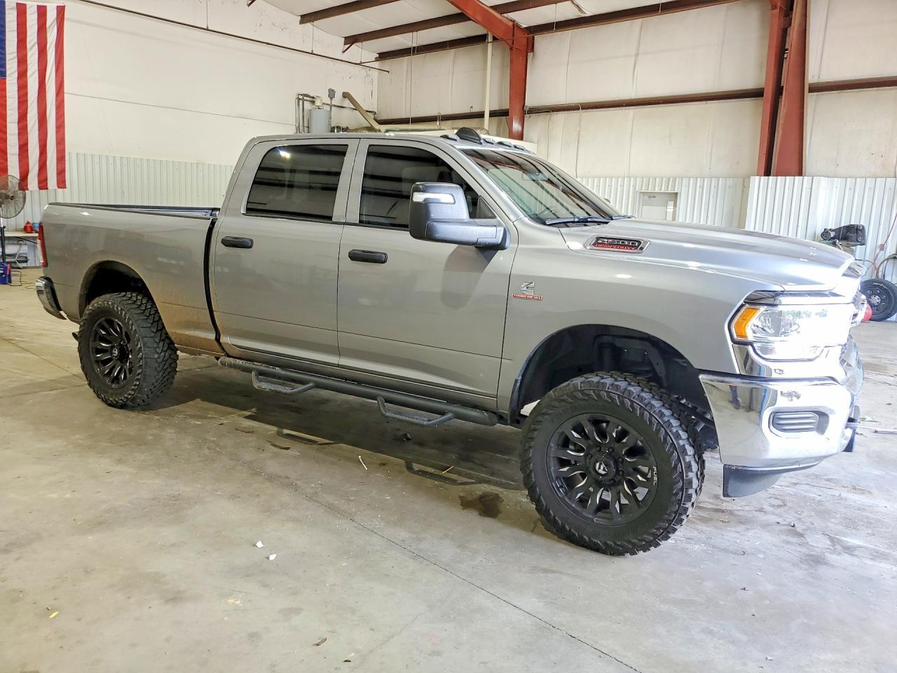 2024 Ram 2500 Tradesman - Фото 4