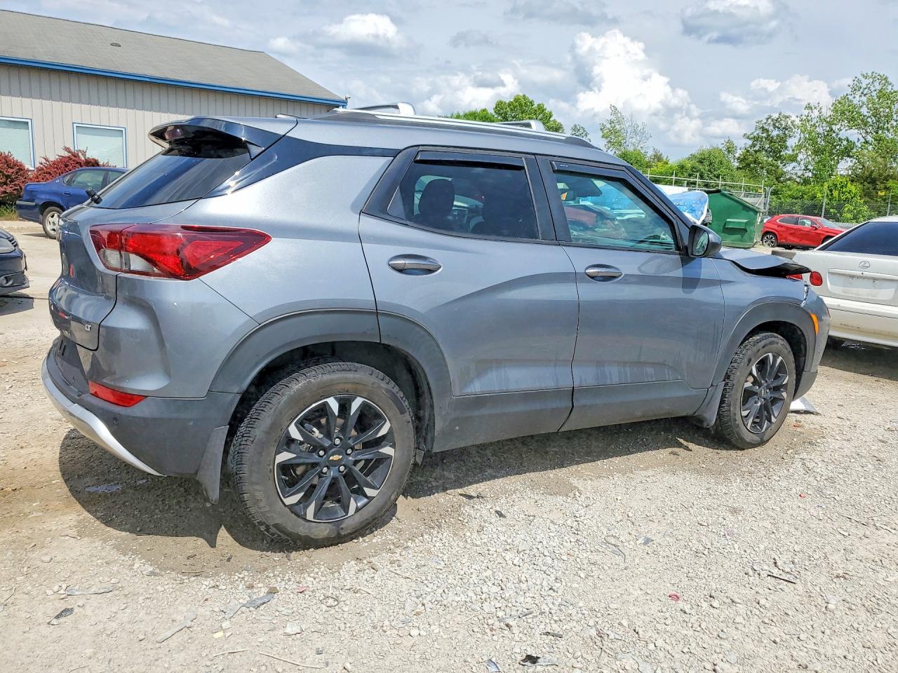 2022 Chevrolet Trailblazer Lt - Фото 3