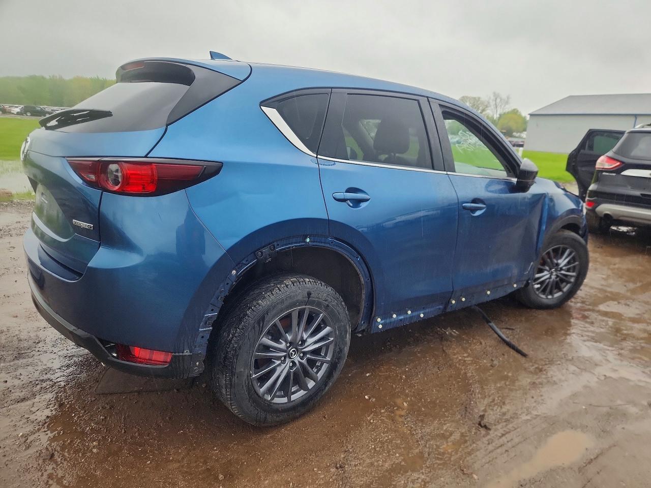 2021 Mazda Cx-5 Touring - Image 3
