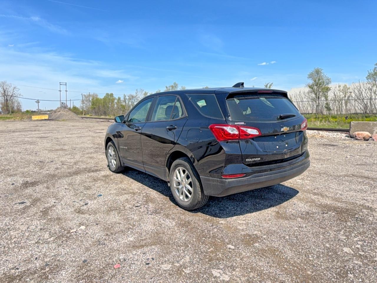 2020 Chevrolet Equinox Ls - Фото 3