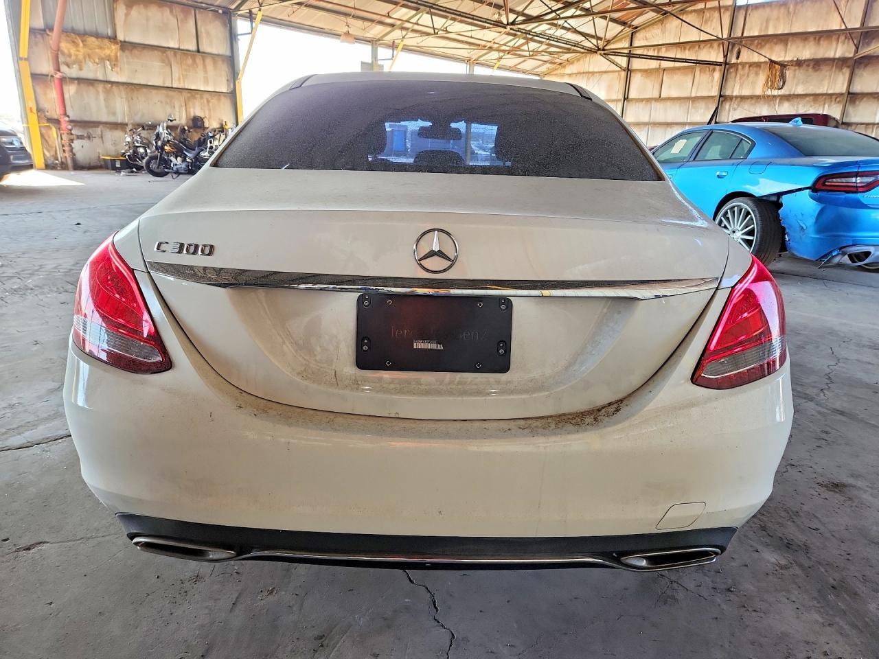 2015 Mercedes-Benz C 300 - Фото 6